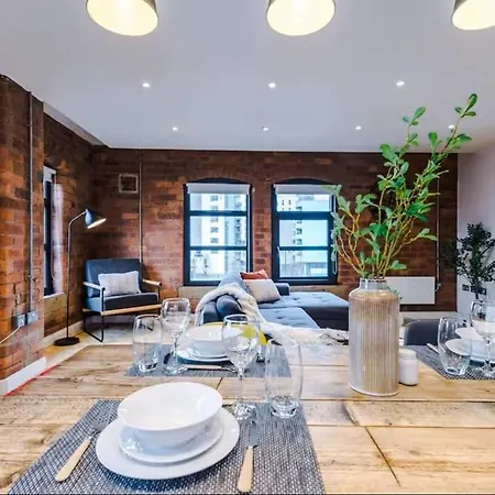 Luxury 2br - Prestigious Calls -