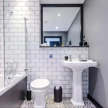 شقة Luxury 2br - Prestigious Calls - ليدز
